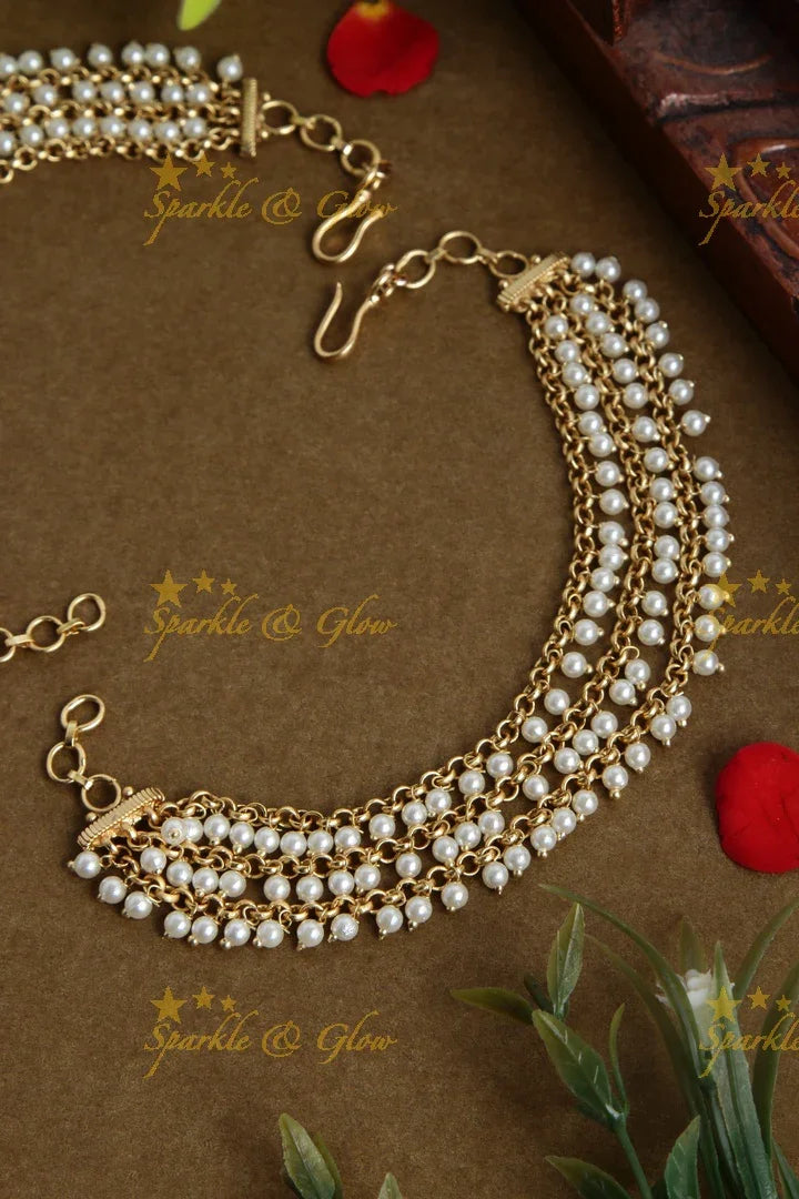 Gold alike pearl layer earchain - Sparkle and Glow