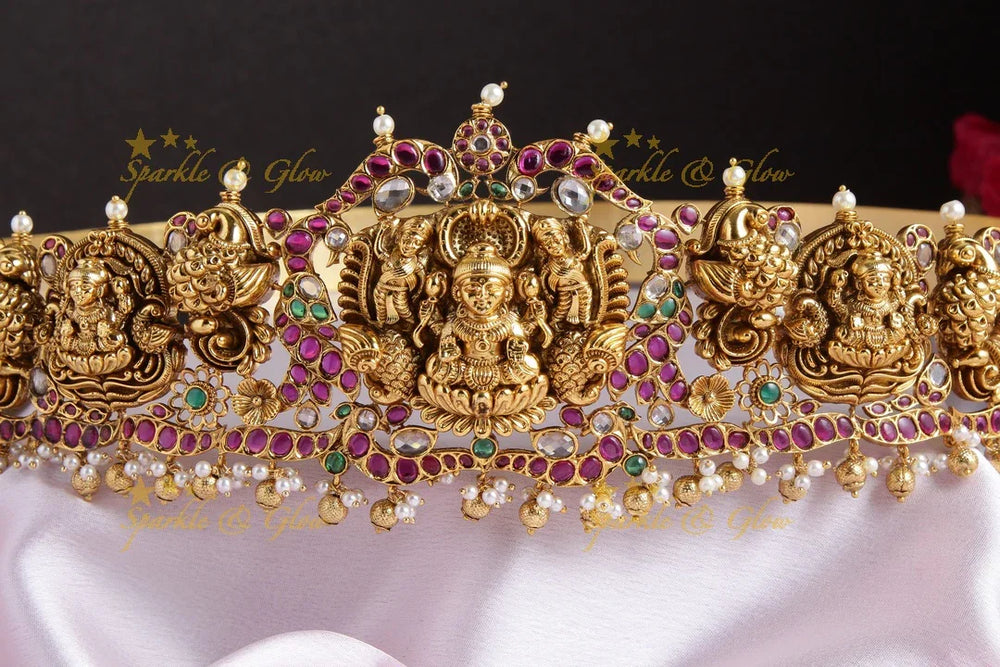 Beautiful Lakshmi Gold alike Hipbelt with kemp and white stones - Sparkle and Glow