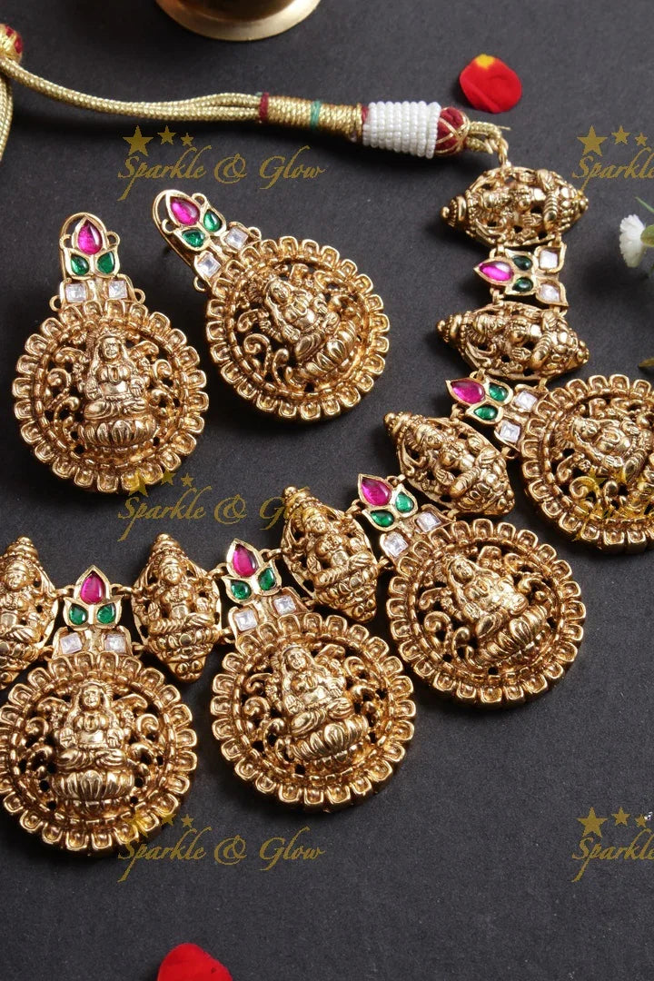 Elegant Jadau Lakshmi choker - Sparkle and Glow
