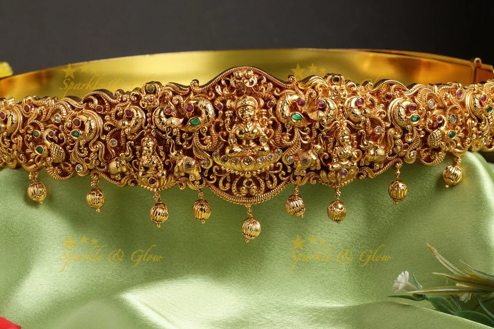 Beautiful Lakshmi Gold alike Hipbelt - Sparkle and Glow
