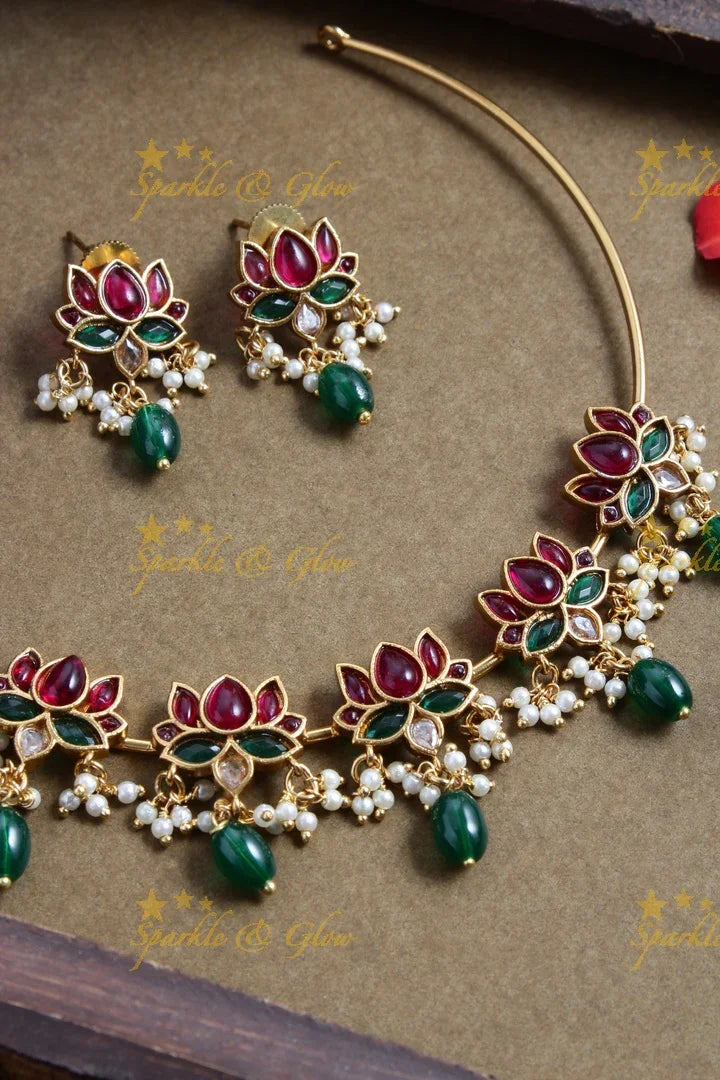 Lotus hasli choker with green beads - Sparkle and Glow
