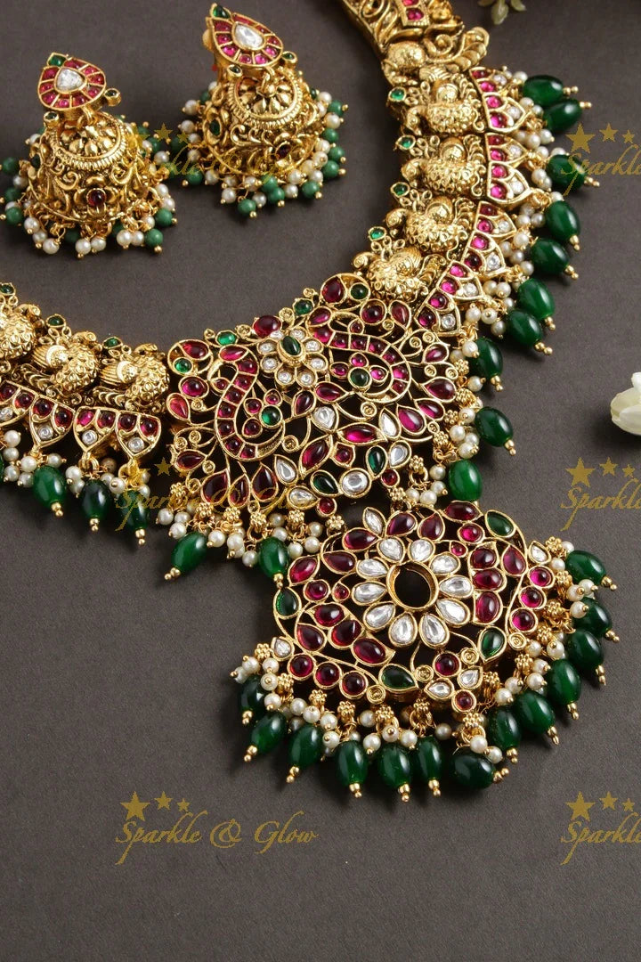 Stunning kemp stones peacock bridal short necklace with green beads - Sparkle and Glow