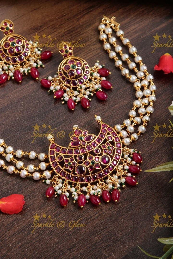 Statement kemp stone AD pearl choker - Sparkle and Glow