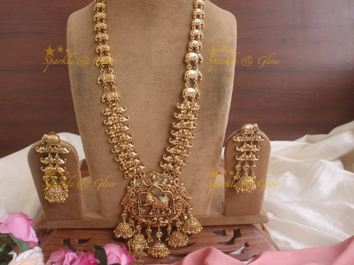 Statement antique Elephant carved Haram - Sparkle and Glow