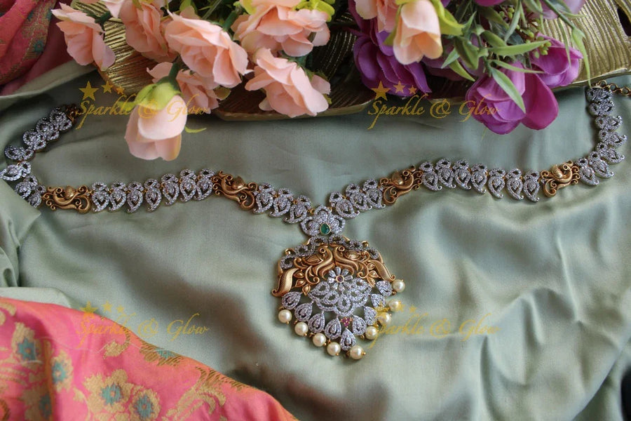 Dual tone AD mango hipchain - Sparkle and Glow
