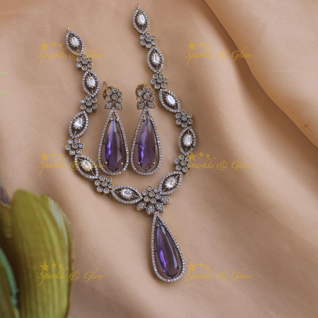 Stunning Floral and leaf design Victorian AD short necklace - sea blue - Sparkle and Glow