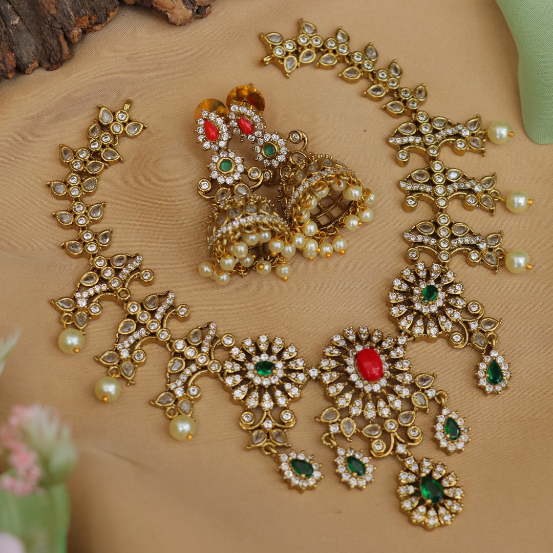 Exquisite Gold Necklace for Unforgettable Festive Charm