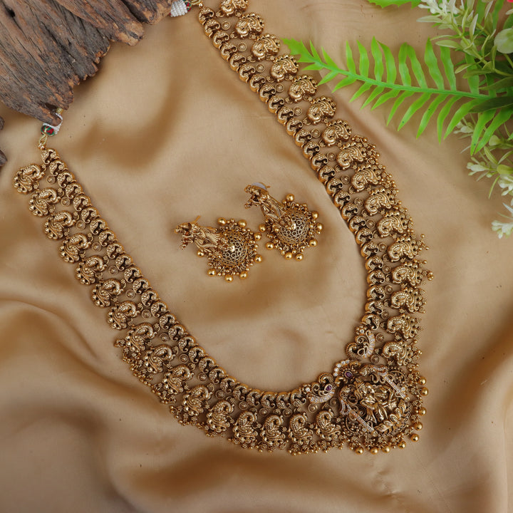 Elegant Gold Finish Long Necklace for Weddings