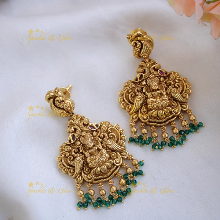Beautiful intricate Lakshmi peacock carved short necklace with cluster beads - green - Sparkle and Glow