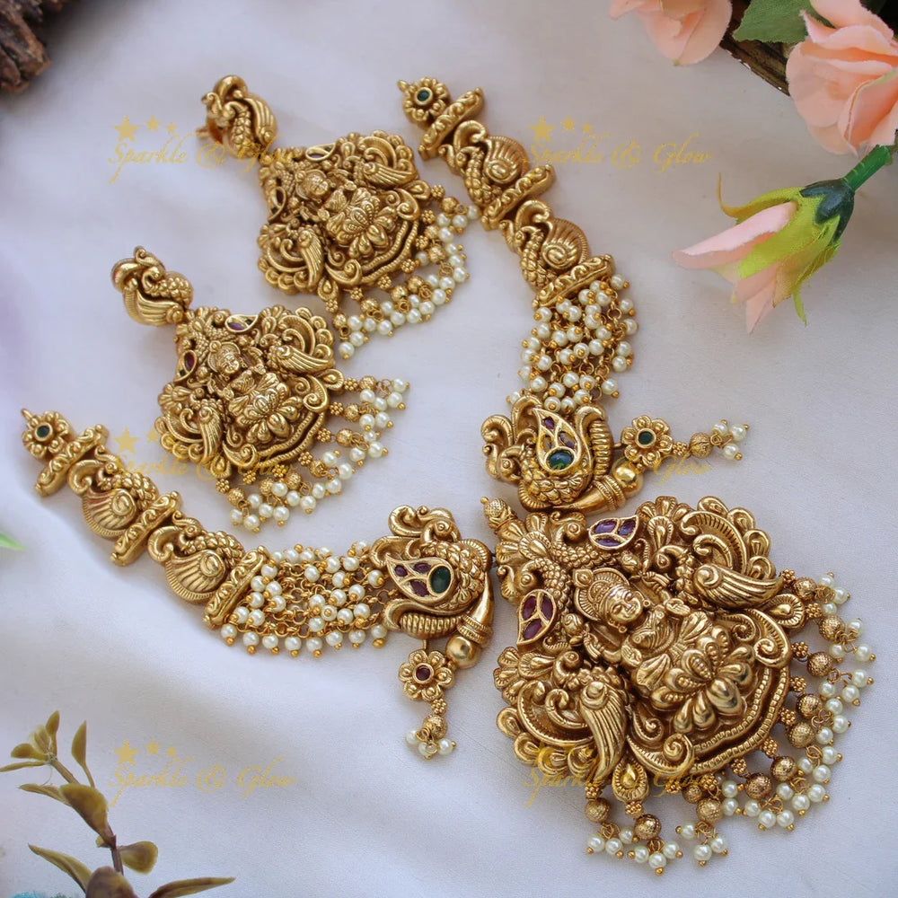 Beautiful intricate Lakshmi peacock carved short necklace with cluster beads - green - Sparkle and Glow