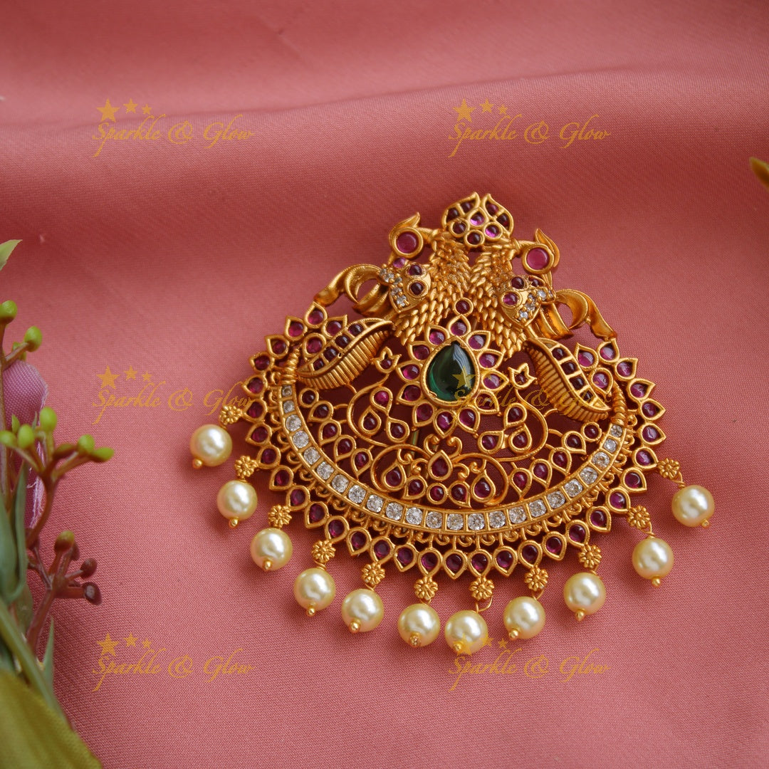 Elegant Peacock kemp stone hair clip with pearl drop