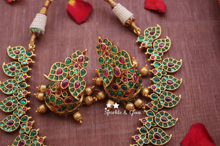 Gold alike polished green kemp stones mango Haram