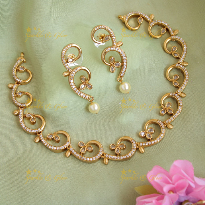 Elegant unique Floral design AD short necklace