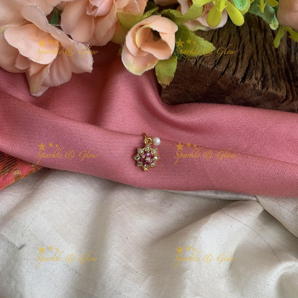 Gold press type floral nosepin - Sparkle and Glow