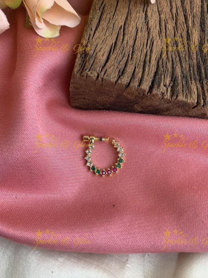 Gold screwtype nosepin -White - Sparkle and Glow