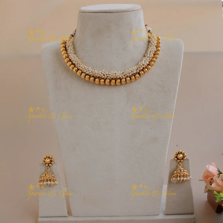 Stunning gold beads short necklace with pearl cluster - Sparkle and Glow