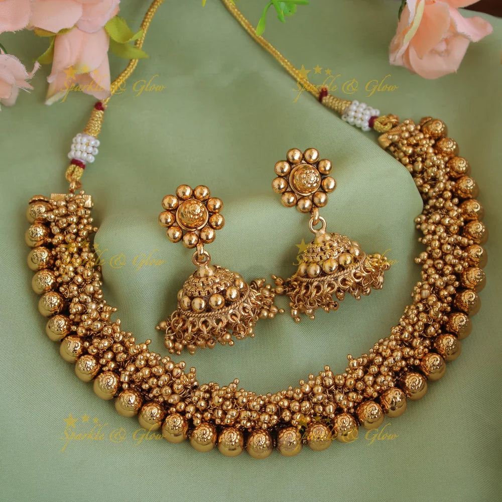 Stunning gold beads short necklace with pearl cluster - Sparkle and Glow