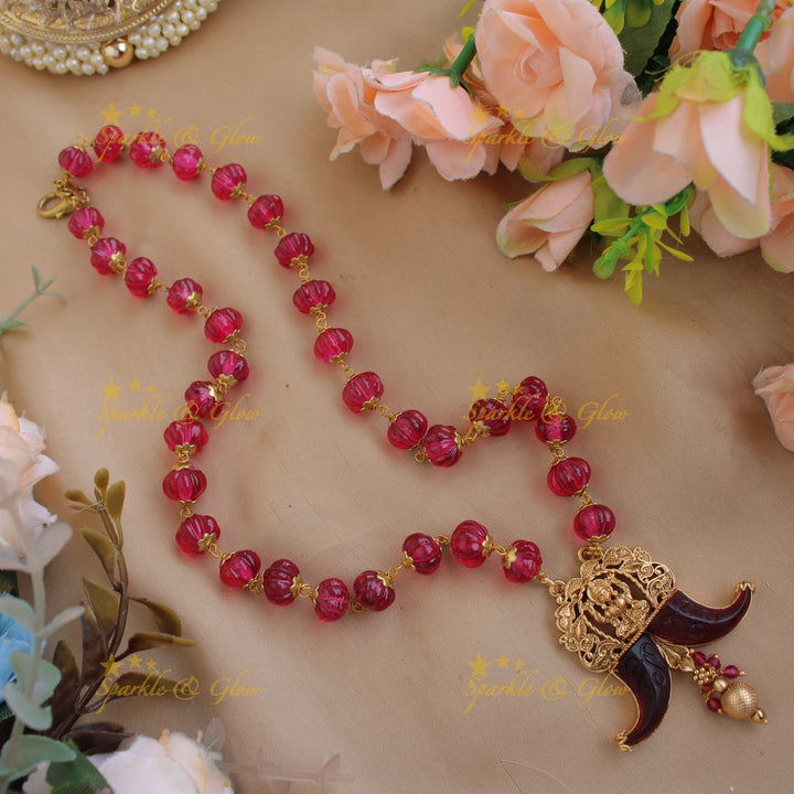 Gorgeous Lakshmi carved double Puliguru pendent with red beads chain - red