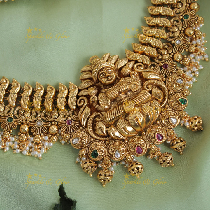 Exquisite Premium matt Lakshmi peacock short necklace with pearls and gold beads