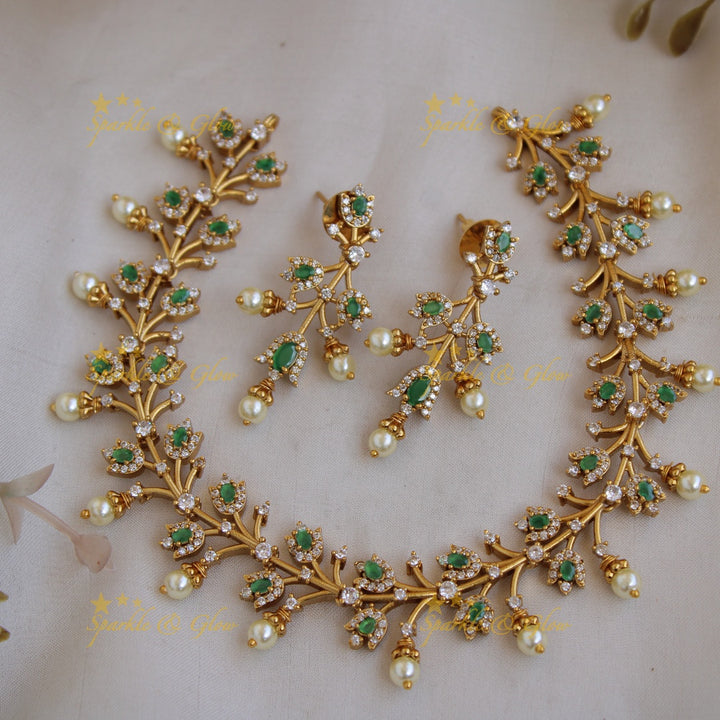 Stunning flower and branch AD short necklace with ruby - pink