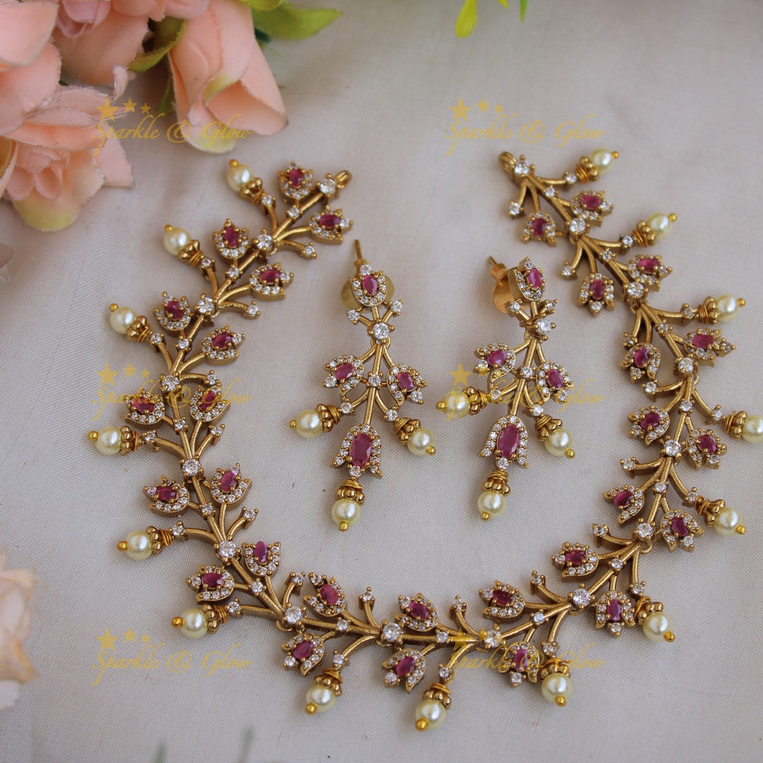 Stunning flower and branch AD short necklace with ruby - pink