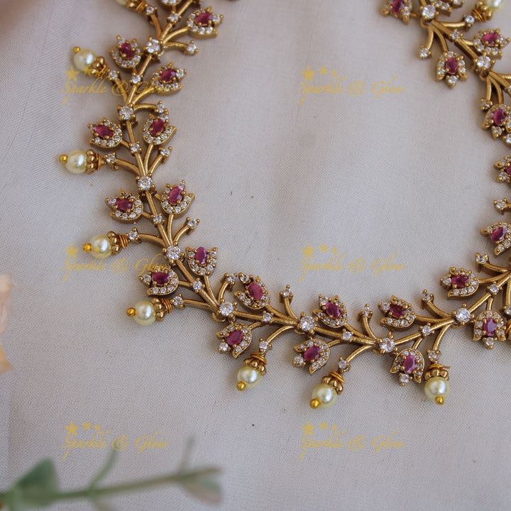 Stunning flower and branch AD short necklace with ruby - pink