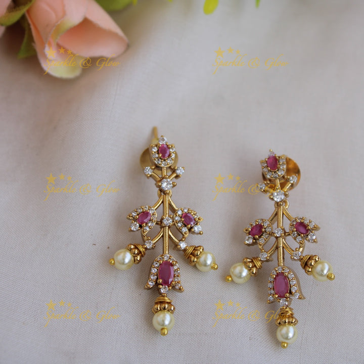 Stunning flower and branch AD short necklace with ruby - pink