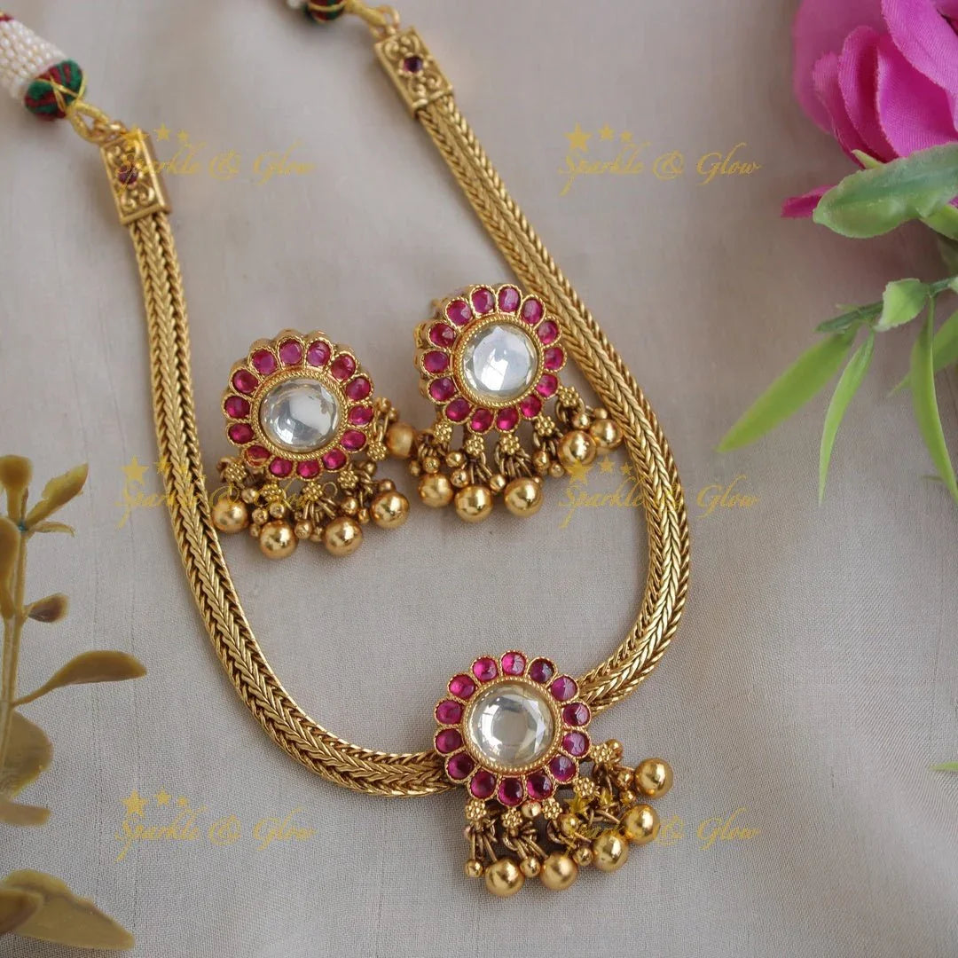 Elegant Floral Kemp stone pendent with chain with pearls and green beads - Sparkle and Glow
