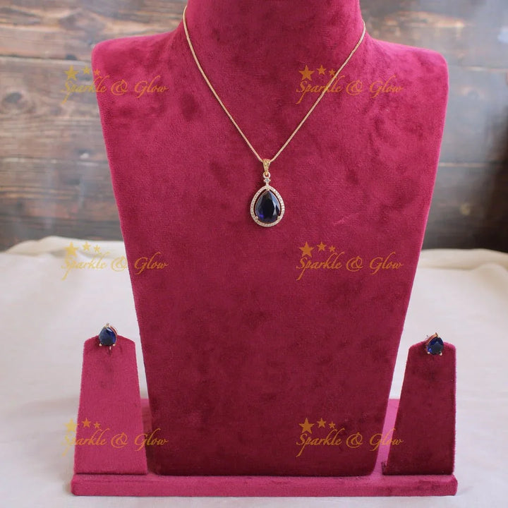 Elegant water drop pendent with chain with CZ stones - red - Sparkle and Glow