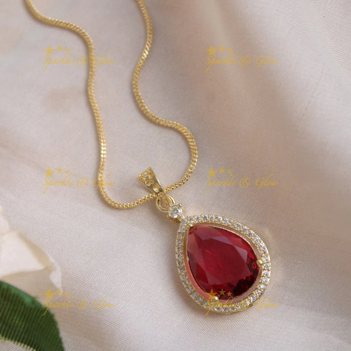 Elegant water drop pendent with chain with CZ stones - red - Sparkle and Glow