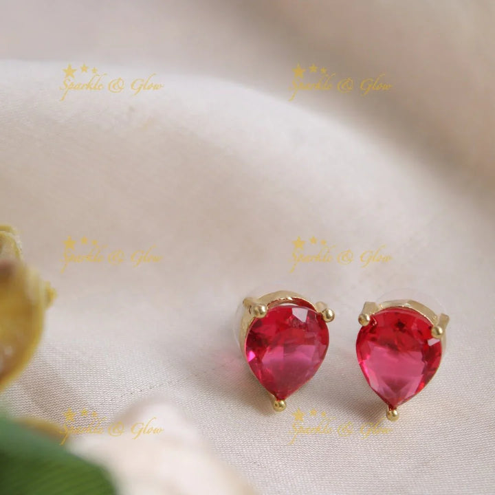 Elegant water drop pendent with chain with CZ stones - red - Sparkle and Glow