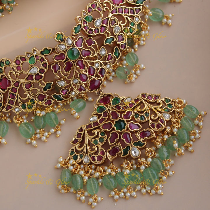Grand intricate Floral peacock kemp stone short necklace with pearls and mint green beads