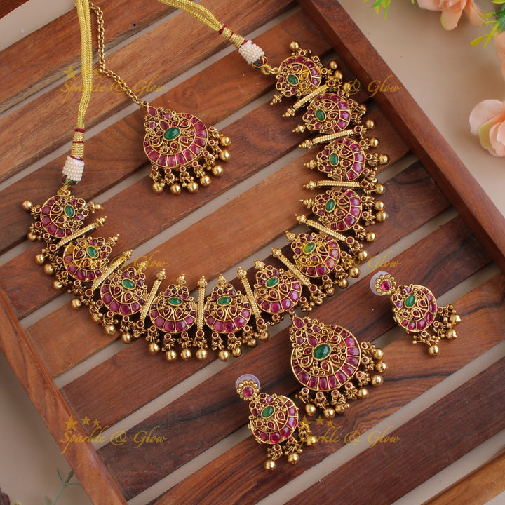 Statement Lakshmi Half moon kemp stone reversible short necklace with gold beads with maang tikka