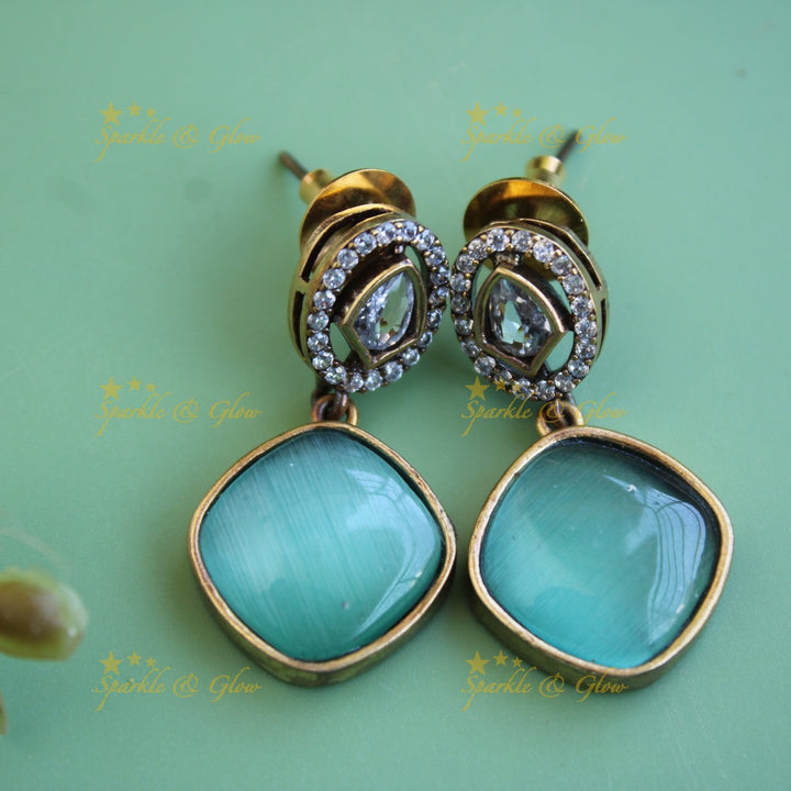 Beautiful Leaflet design victorian AD short necklace with sea blue stone
