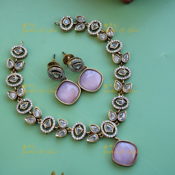 Beautiful Leaflet design victorian AD short necklace with red stone
