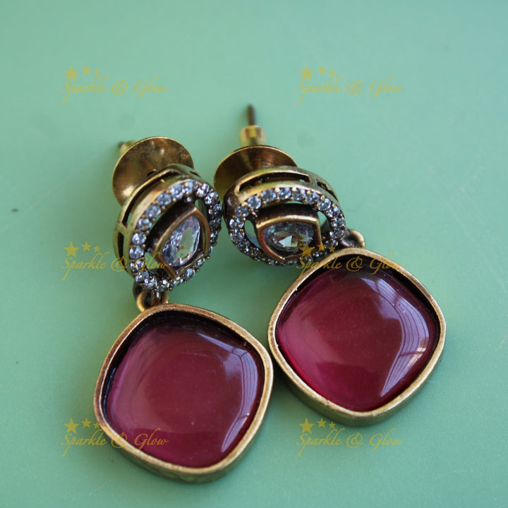 Beautiful Leaflet design victorian AD short necklace with red stone