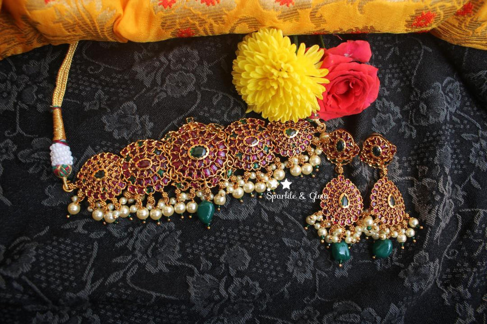Real kemp stones gold alike gutta pusalu high neck choker - Pearl Beads - Sparkle and Glow