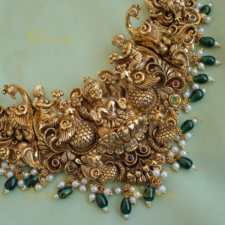 Exquisite gold alike Lakshmi peacock carved short necklace with pearls and green beads