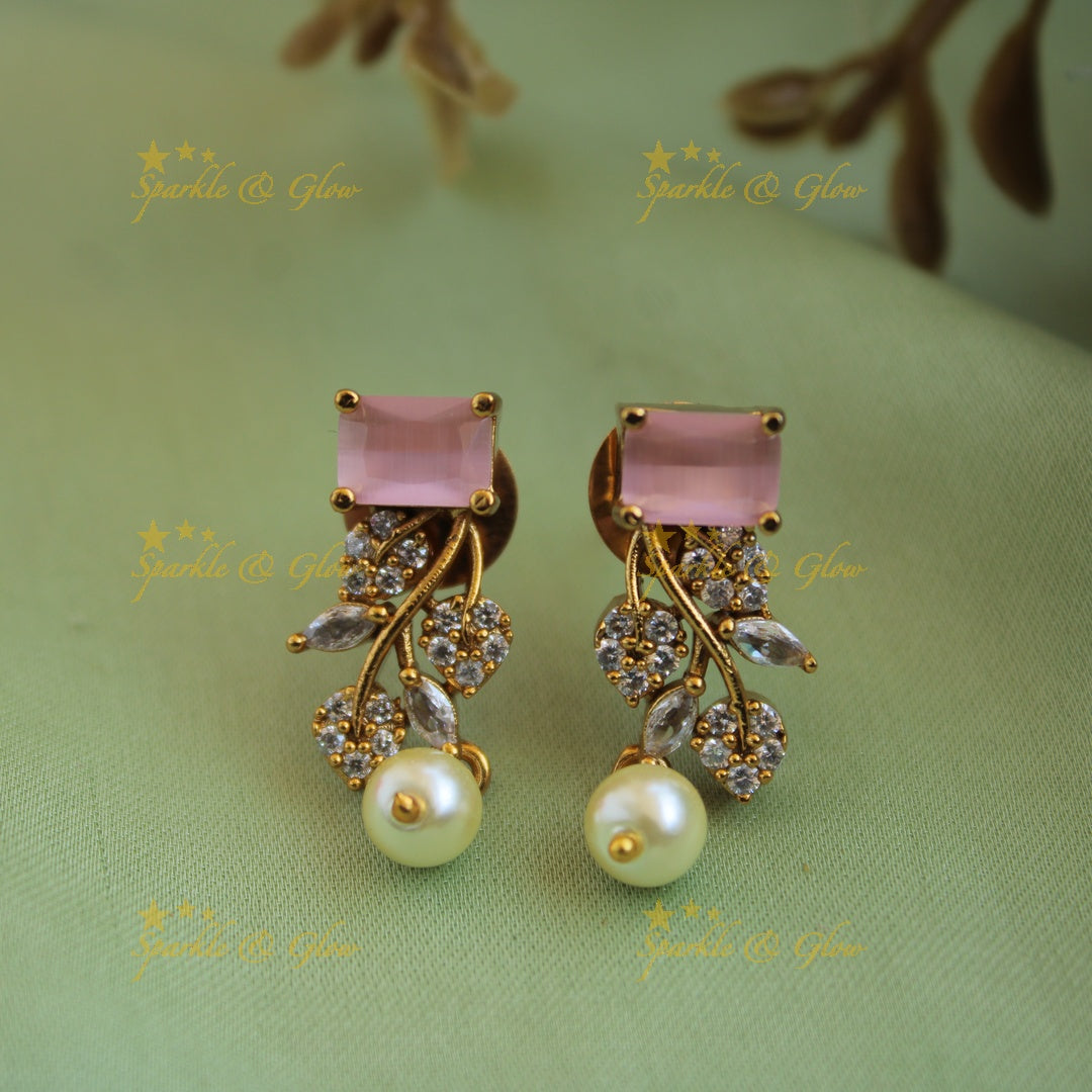 Elegant floral and leaf design AD short necklace with baby pink stones