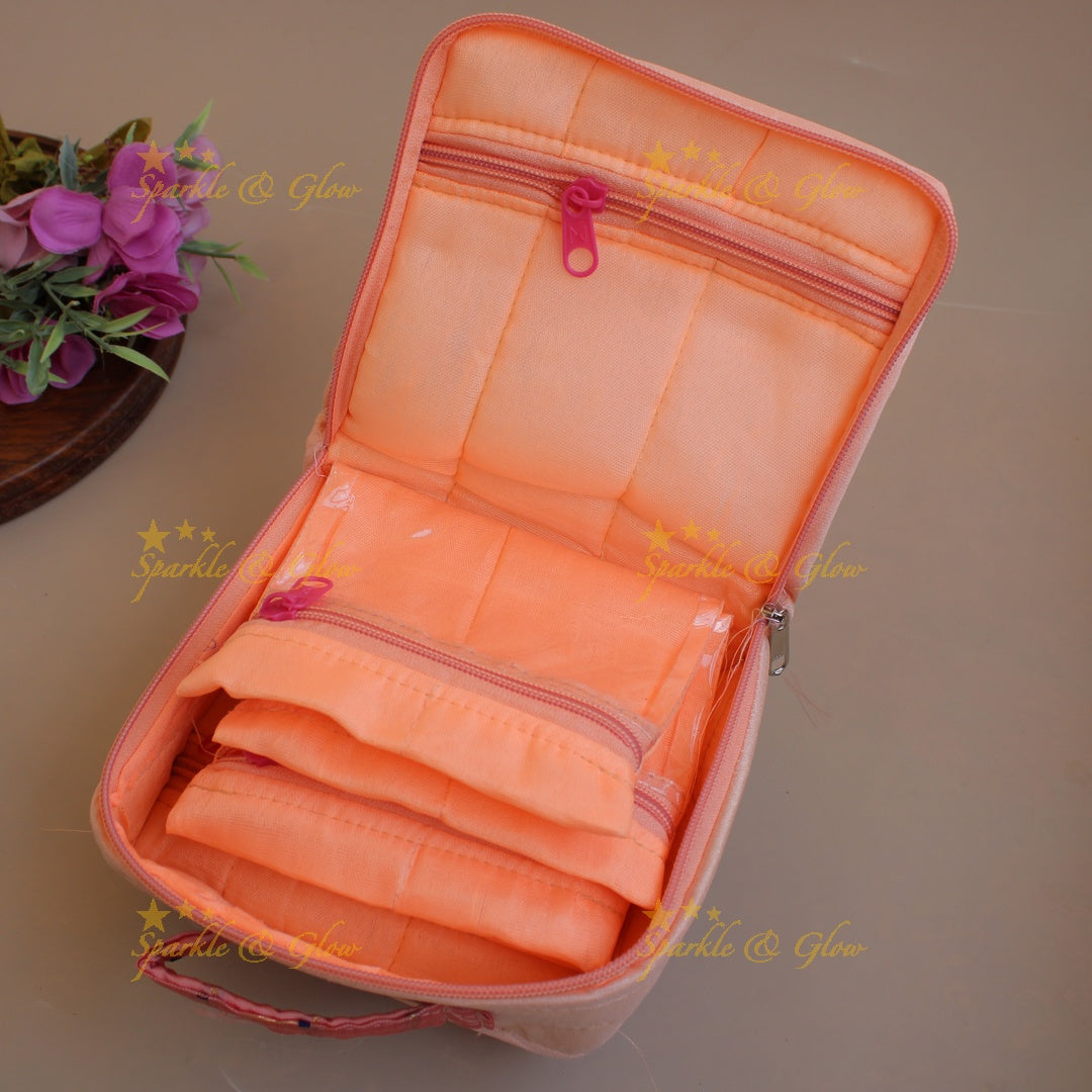 Checks design multiple section jewellry organizer