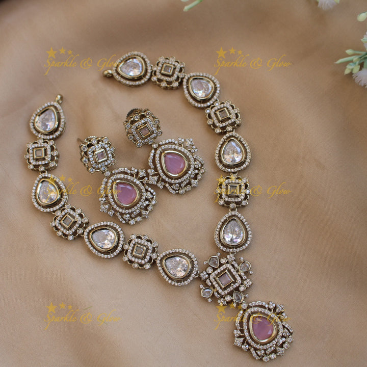 Statement victorian AD short necklace with baby pink stones