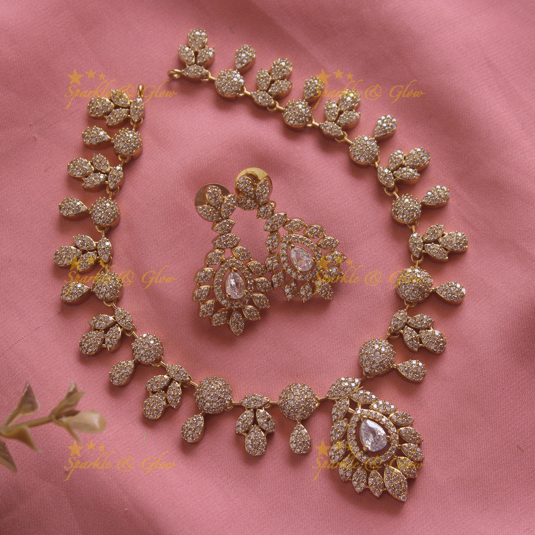Beautiful Floral leaflet design AD short necklace with stone - mint green