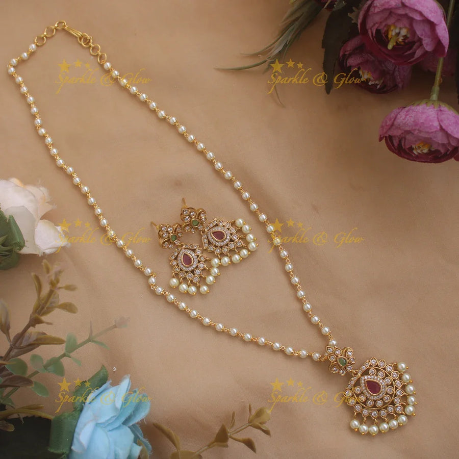 Elegant Floral Pearl Chain - Sparkle and Glow