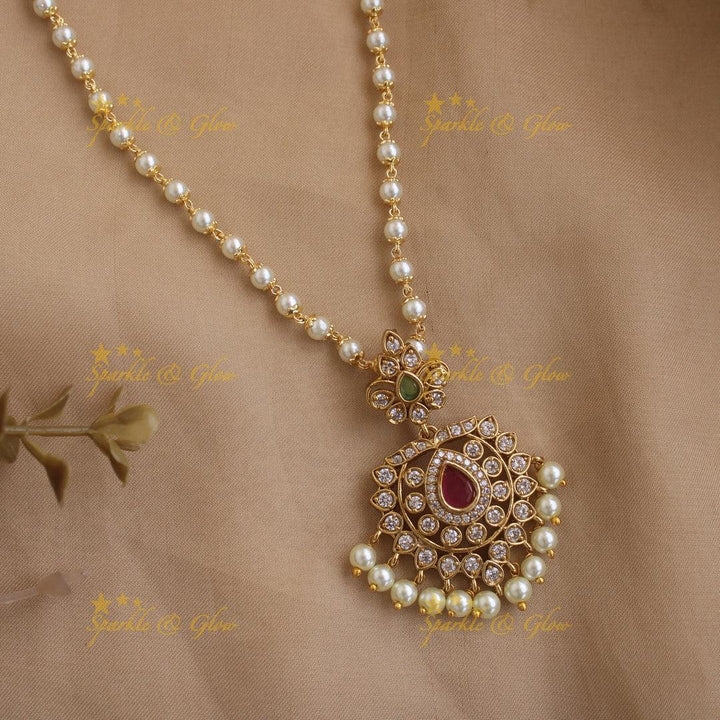 Elegant Floral Pearl Chain - Sparkle and Glow