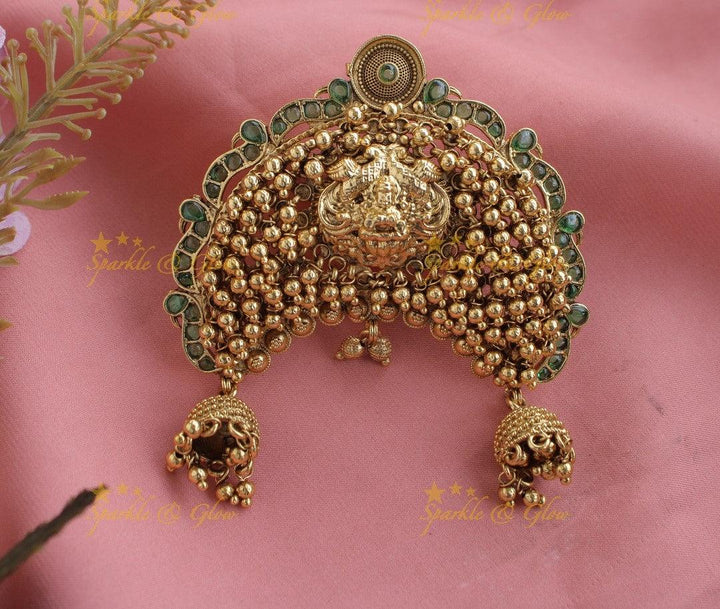 Idol Lakshmi Peacock Cluster Gungroo Bun bellai with Jhumuka Hangings-Red-green - Sparkle and Glow