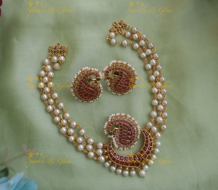 Statement Kemp peacock mango Half moon pearl choker