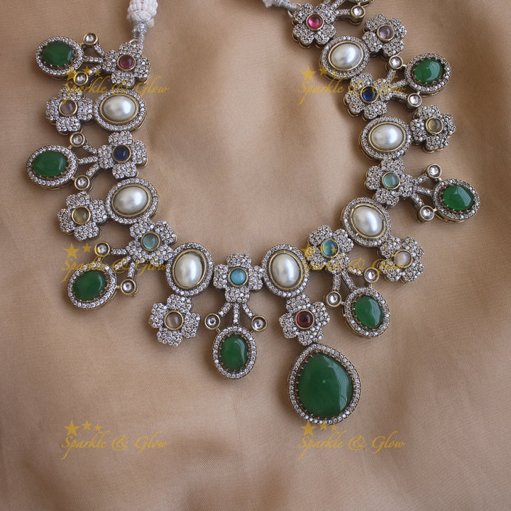 Statement Floral and Oval design Victorian AD short necklace with pearls and stones - Green