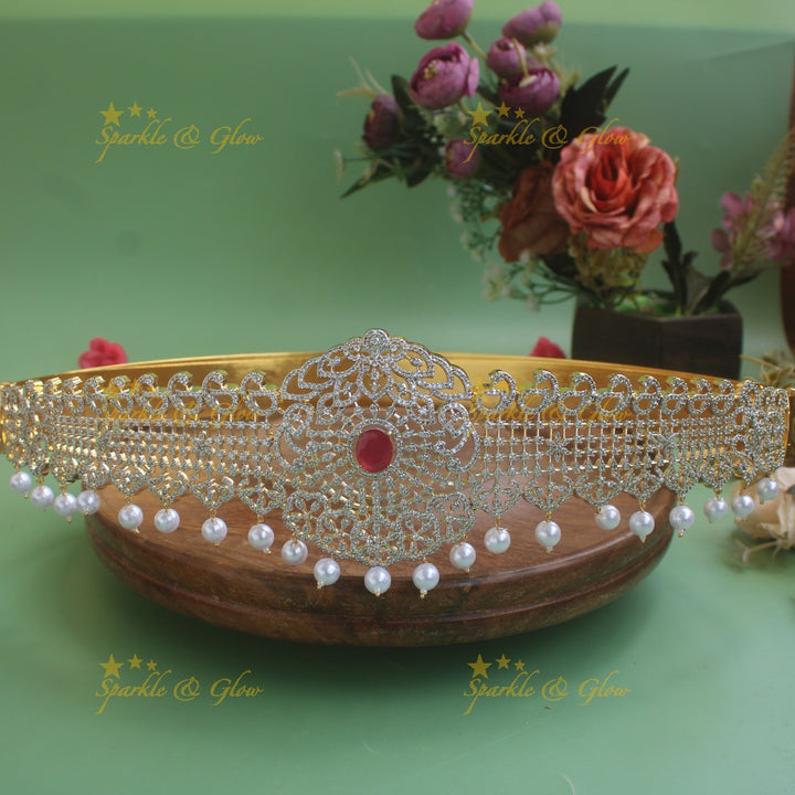 Stunning American diamond hipbelt with emerald and pearl drops