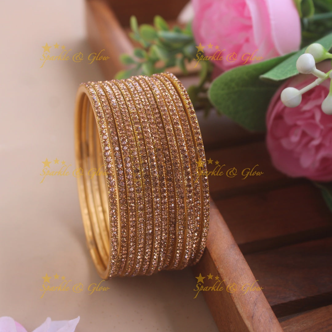 Beautiful three colour bangle set