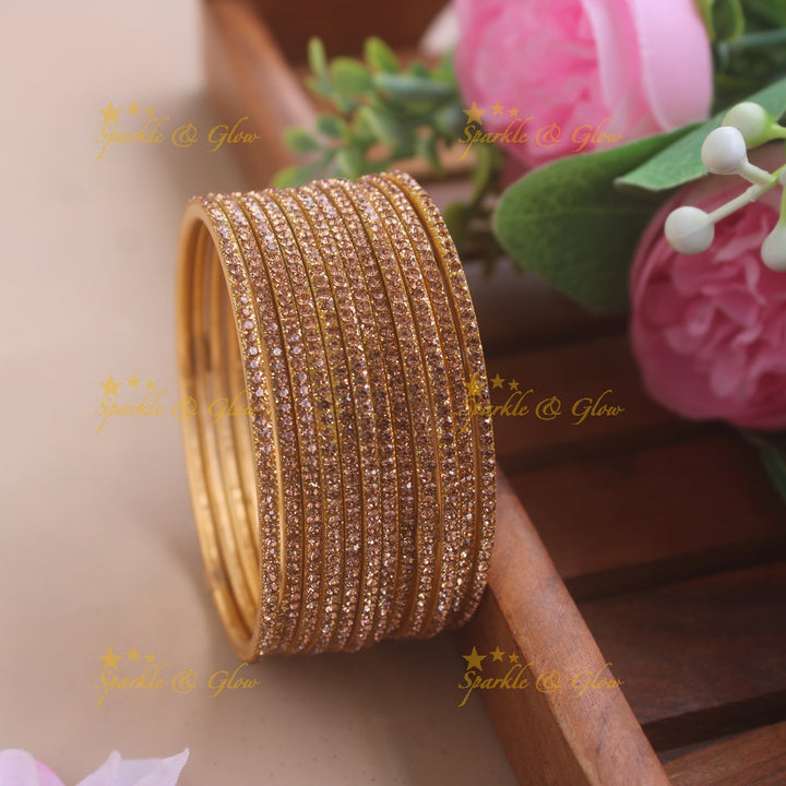 Beautiful three colour bangle set
